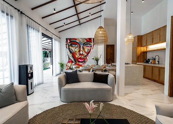 Ubud Blue Wave Villa Luxury 3 Bedroom & Private Pool