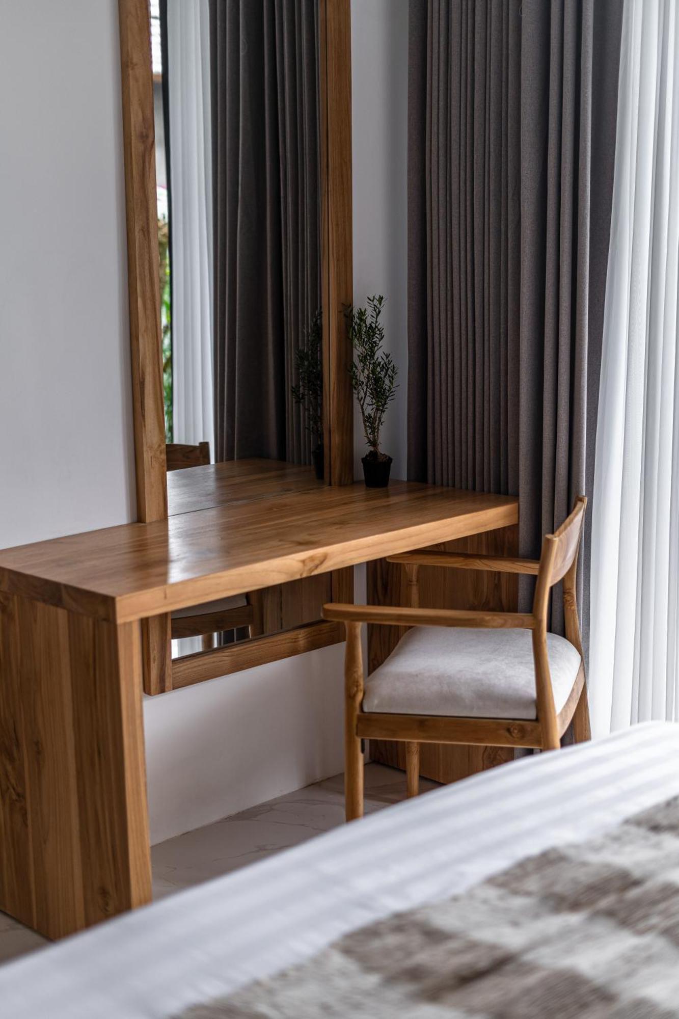 Ubud Blue Wave Villa Luxury 3 Bedroom & Private Pool *
